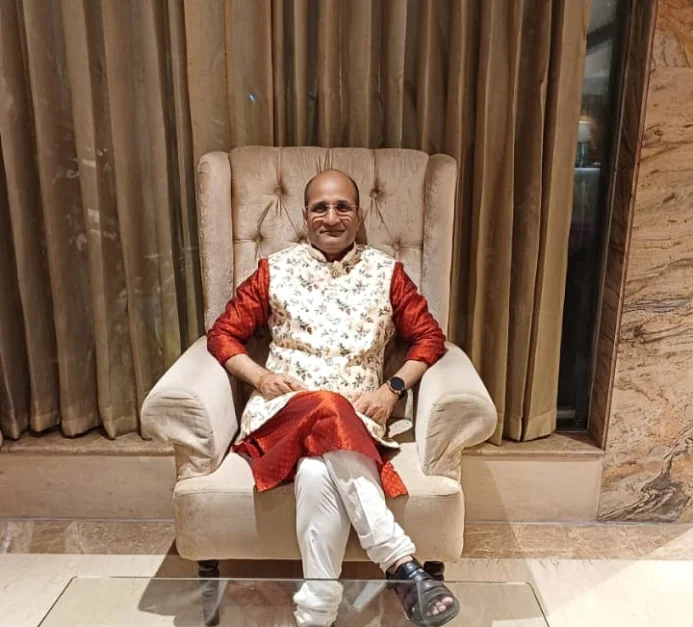 About Us 1 guruji